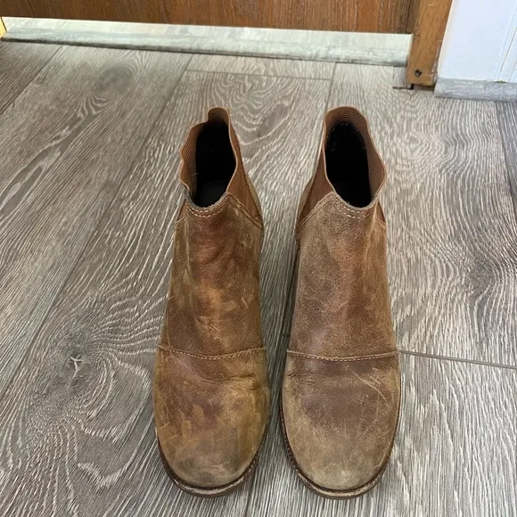 SOREL Cate Chelsea Boot 🥾