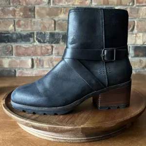 Sorel Cate WP Waterproof Ankle Booties Women's 8 Shoes Black Leather Buckle