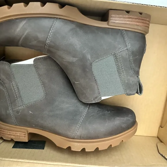 Sorel Emelie Chelsea WP Womens Shoes - Gray