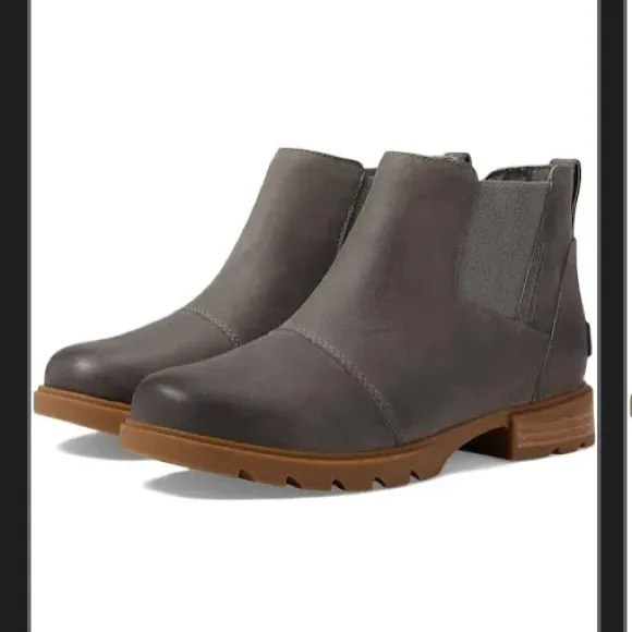 Sorel Emelie Chelsea WP Womens Shoes - Gray