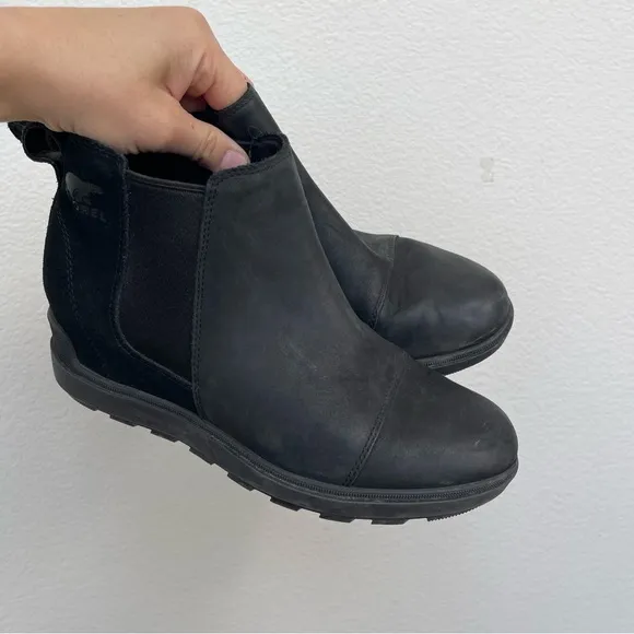 Sorel Evie Pull-on Leather Boots Black Size 8.5