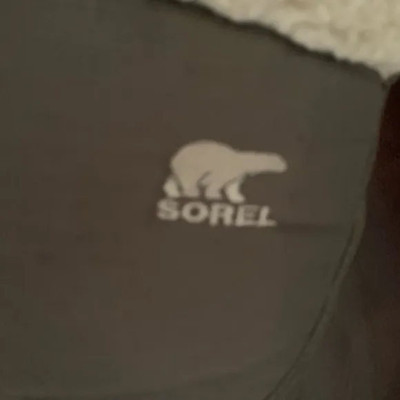 Sorel Green &amp; Black Women’s Size 8 Thinsulate Insulation Faux Fur Boots
