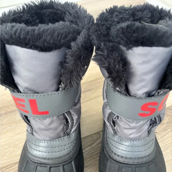 Sorel Grey Snow Commander Boots Boys Size 12