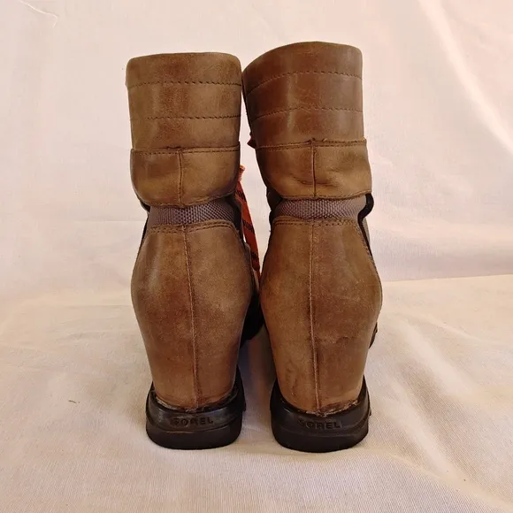 Sorel Joan of Arctic Wedge III Lexie Waterproof Leather Boots NL4365-052 Size 8