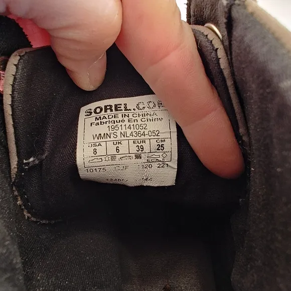 Sorel Joan of Arctic Wedge III Lexie Waterproof Leather Boots NL4365-052 Size 8
