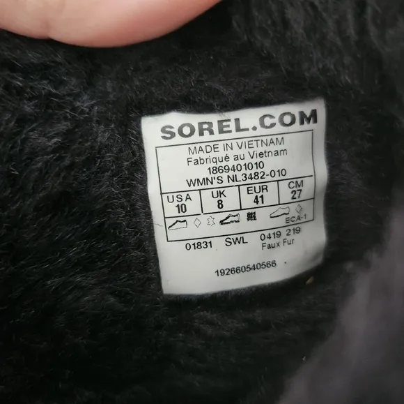 Sorel lace up winter snow boots size 10 all-weather waterproof black faux fur