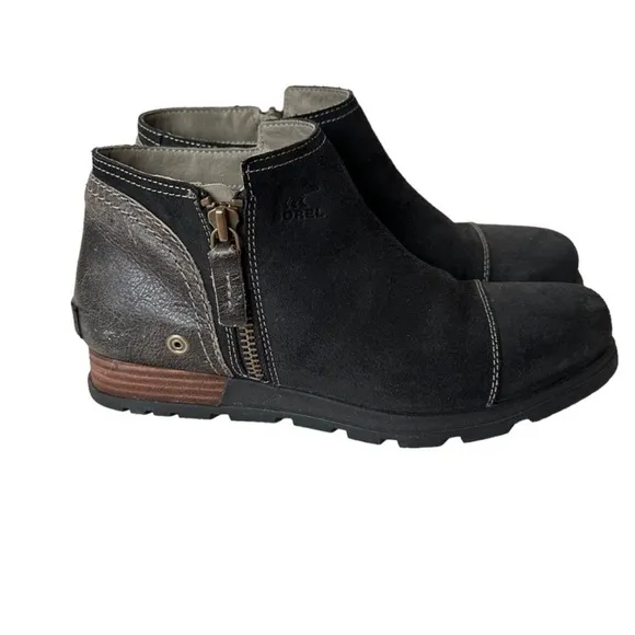 SOREL Major Low Distressed Suede Boots