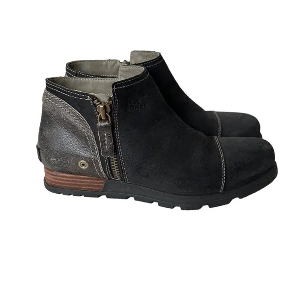 SOREL Major Low Distressed Suede Boots