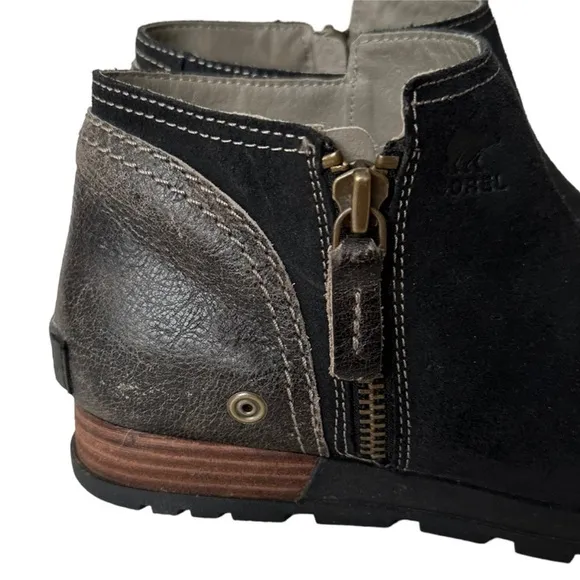 SOREL Major Low Distressed Suede Boots