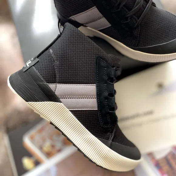 Sorel Out N About III Waterproof Mid Sneaker