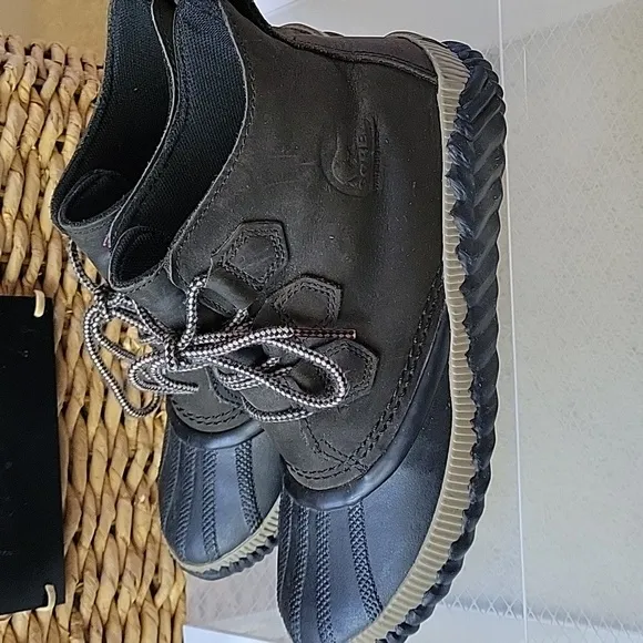 Sorel Out N About Plus Boots Black Size 8 Womens Duck Boots