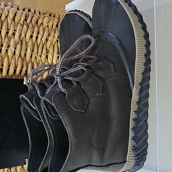 Sorel Out N About Plus Boots Black Size 8 Womens Duck Boots