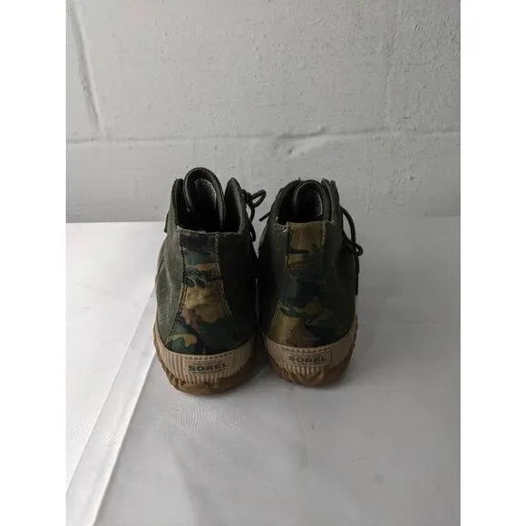 Sorel Out N About Plus Duck Ankle Boots Lace up Green / Camo  size 9.5