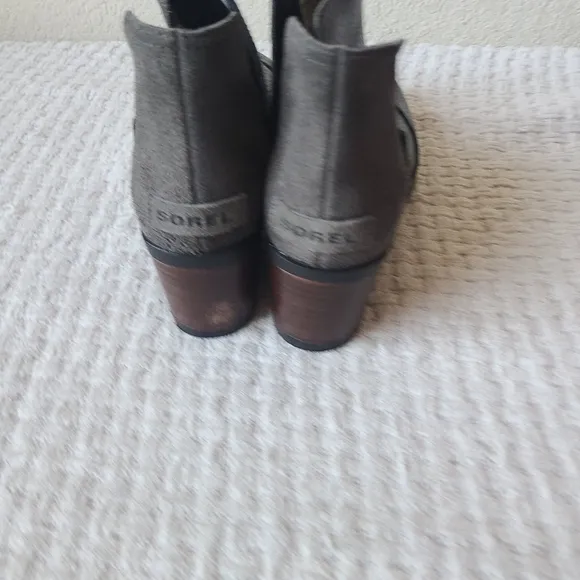 Sorel Pebbled Leather Ankle Boots Women's Size 8