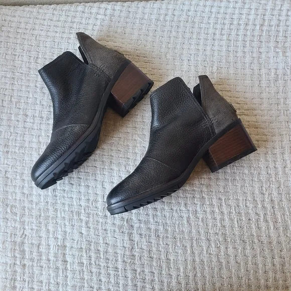 Sorel Pebbled Leather Ankle Boots Women's Size 8