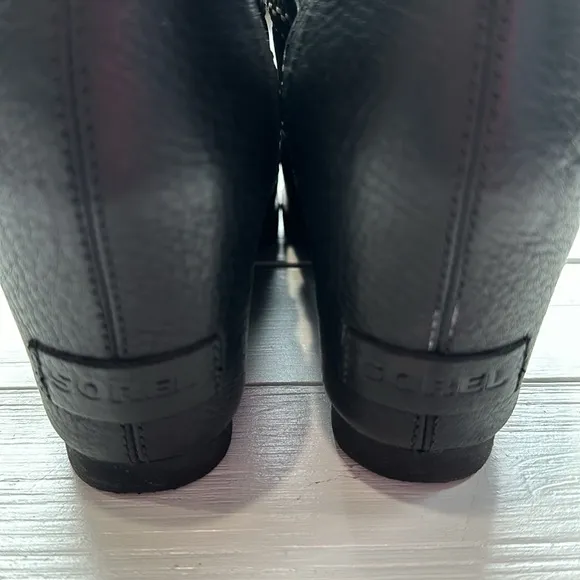 Sorel Sandy Wedge Boot Black size 6.5