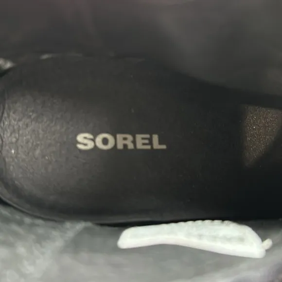 Sorel Sandy Wedge Boot Black size 6.5