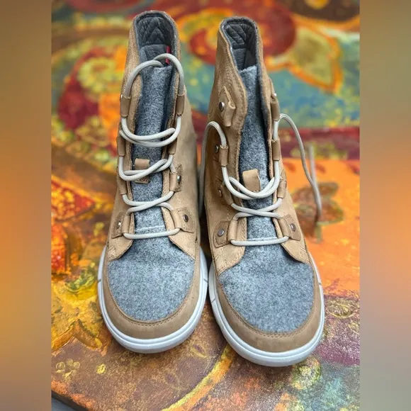 SOREL SHOES