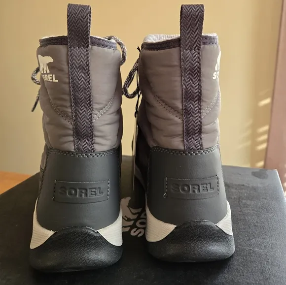 Sorel Whitney II short lace snow boots