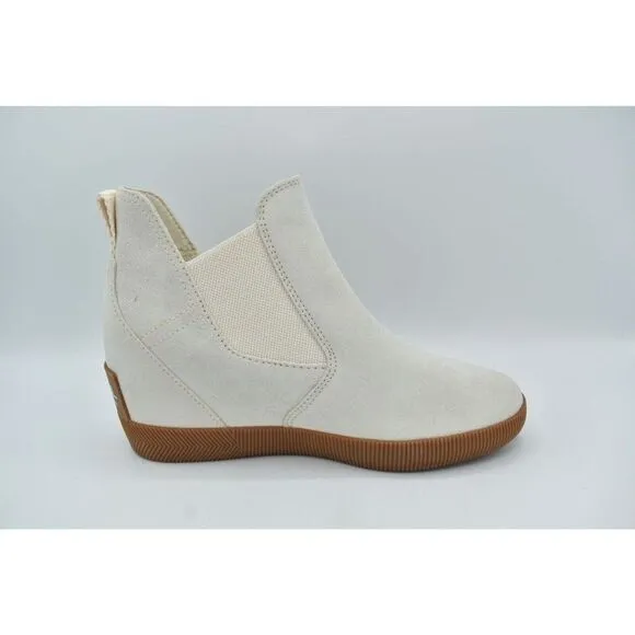 Sorel Women Size 9.5 Out N About Wedge II White Waterproof Slip-On Shoes Booties