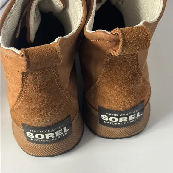 Sorel Women's Out N About lll Classic Waterproof Boots sz 11 black and tan
