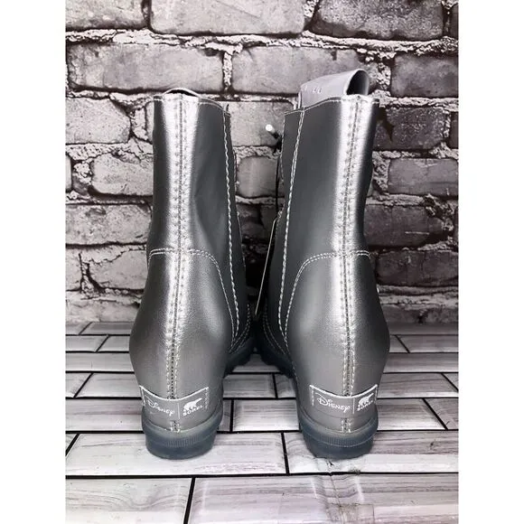 Sorel x Disney Joan of Arctic Metallic Silver Lace Wedge Frozen Boots Women 5/37