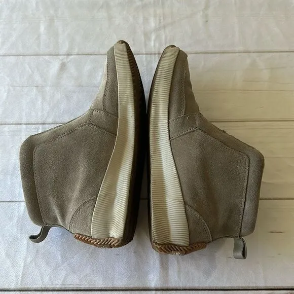 Sorel Out N About Plus Waterproof Boots Size 8