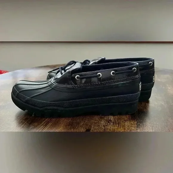 SPERRY | Ladies Top-Sider Duckling slip on duck shoe. Size: 8