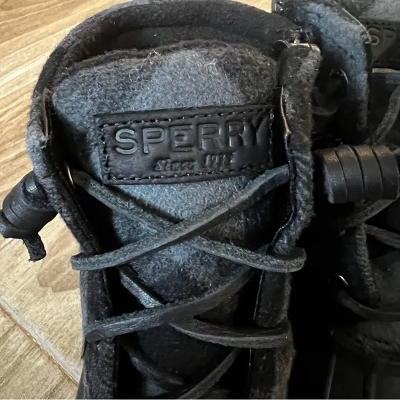 Sperry NWOB Saltwater Buffalo Check Duck BootWinter Duck Boots Lug Sole SIZE 6