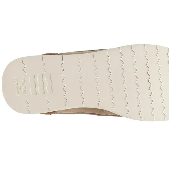 Sperry Plushwave Boat Shoe​​​​​​