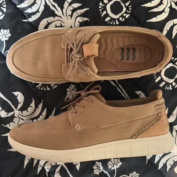Sperry Plushwave Boat Shoe​​​​​​