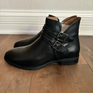 Spring Step Women Size 37 (US 6.5) Pristina Black Leather Buckle Ankle Boots