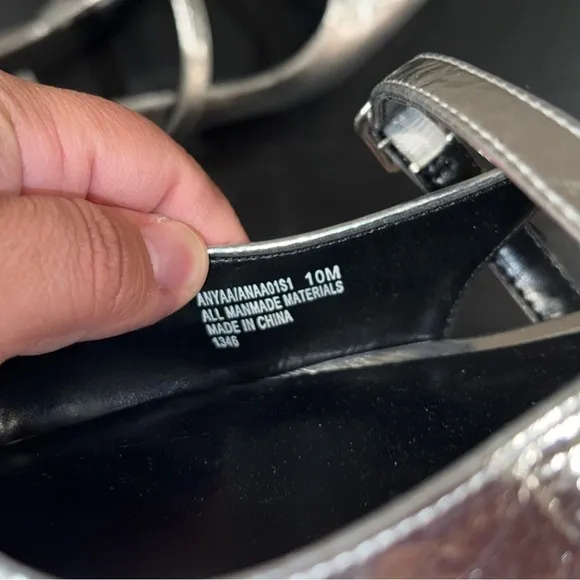 🆕STEVE MADDEN Anyaa Silver Women's Flat