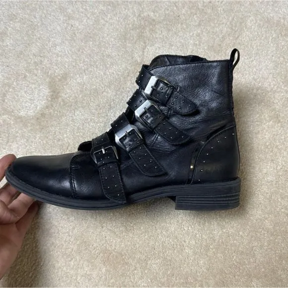 Steve Madden Black Buckle Motorcycle Ankle Boots Round Toe Size 8M