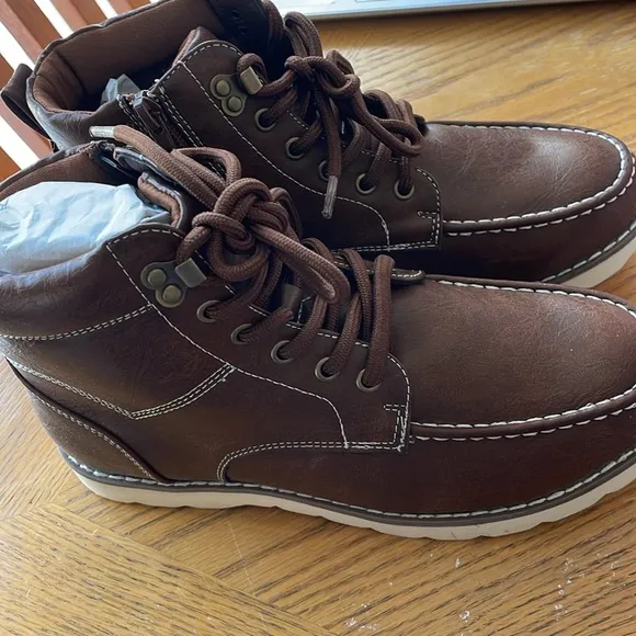 Steve Madden Boy's Dafti Ankle Boot Size 5 NEW in Box