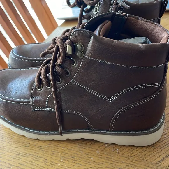 Steve Madden Boy's Dafti Ankle Boot Size 5 NEW in Box