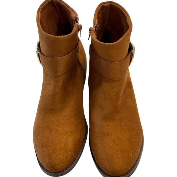STEVE MADDEN Kids Cognac Bayville Zip Ankle Bootie | US 4