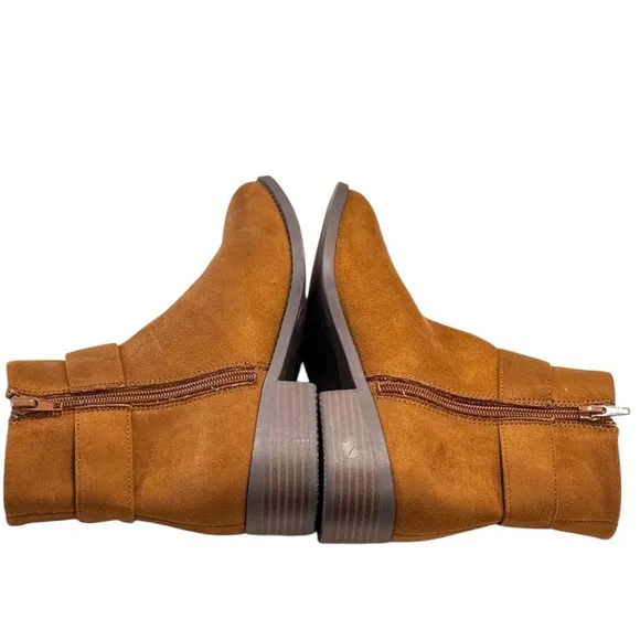 STEVE MADDEN Kids Cognac Bayville Zip Ankle Bootie | US 4