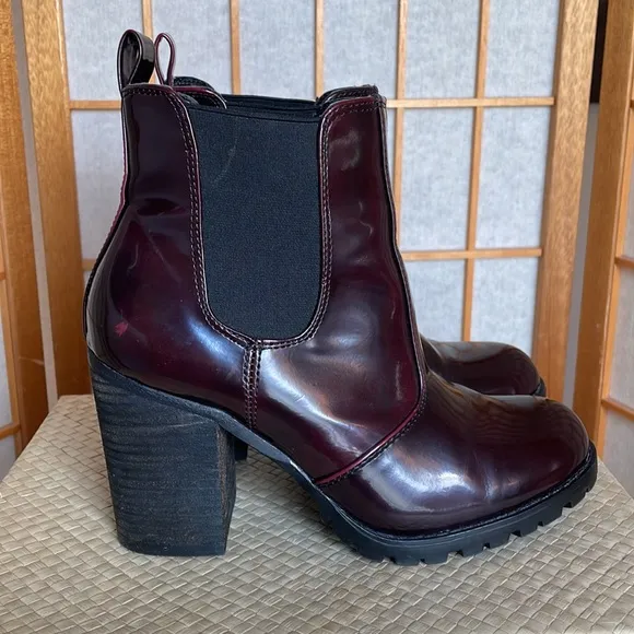 Steve Madden Oxblood Burgundy Anarchy Boots with 3.5”Heel Size 7M
