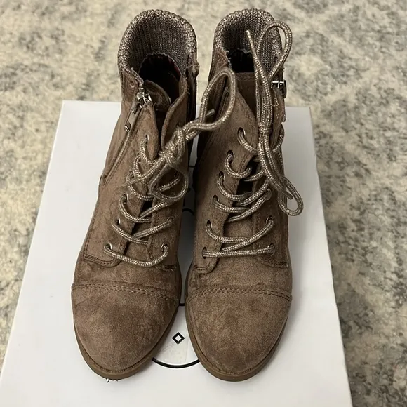 Steve Madden Tan Boots