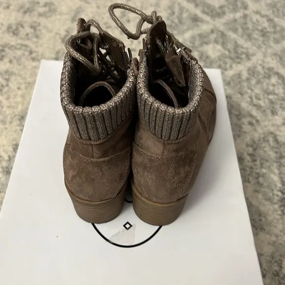 Steve Madden Tan Boots