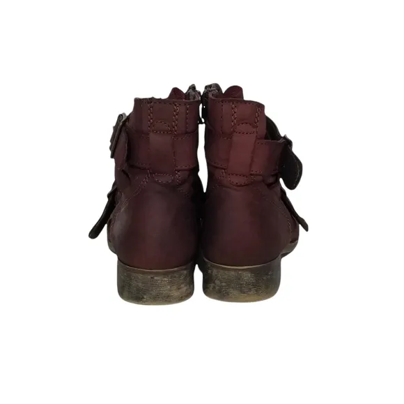 Steve Madden Teritory Burgundy Buckled Ankle Boots Womens Size 8