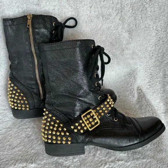 Steve Madden Ternn Black and Gold Combat Boots Leather Studded Moto Ankle Biker