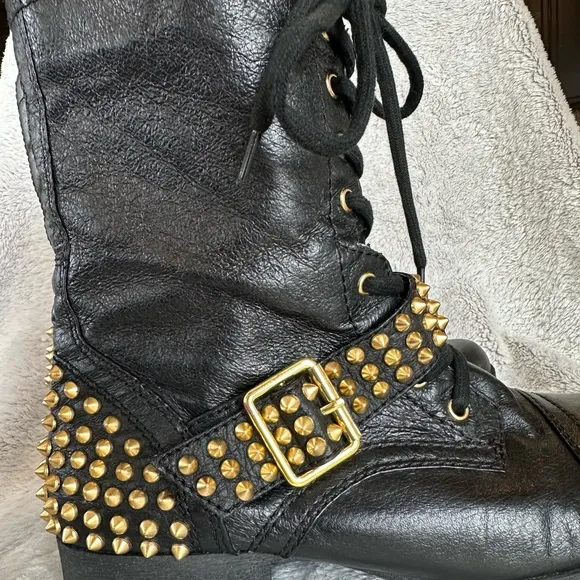 Steve Madden Ternn Black and Gold Combat Boots Leather Studded Moto Ankle Biker