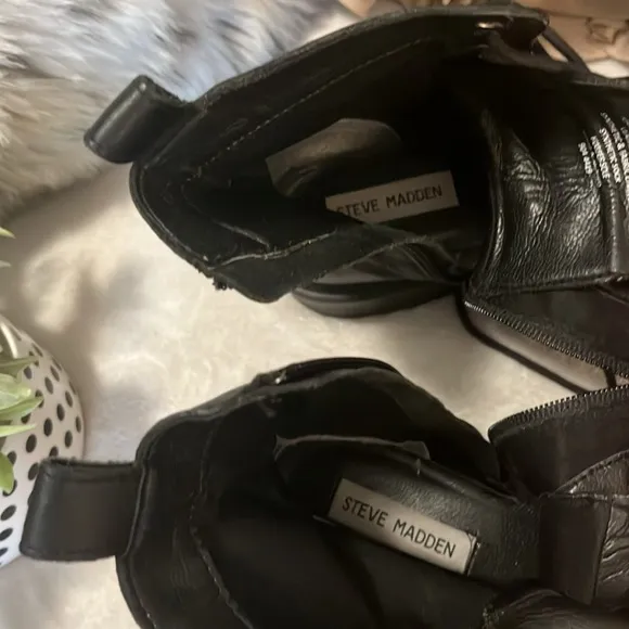 Steve Madden Tornado Black Leather Lace Up Combat Moto Combat Motorcycle Boots