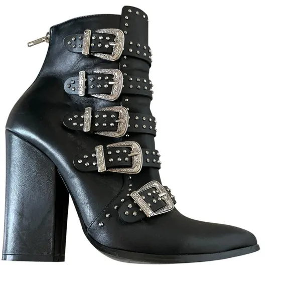 Steve Madden women’s 10 black leather COMET studded boots booties high heels
