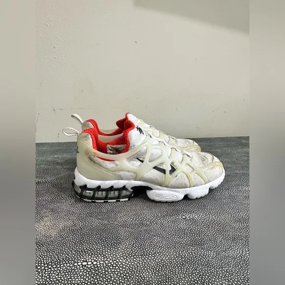 Stüssy x Nike Air Zoom Kukini ‘White Habanero White and Orange Athletic Shoes