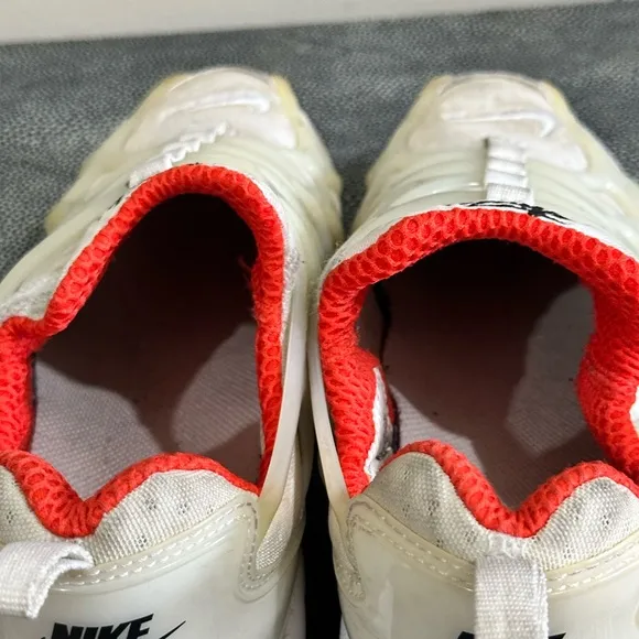 Stüssy x Nike Air Zoom Kukini ‘White Habanero White and Orange Athletic Shoes