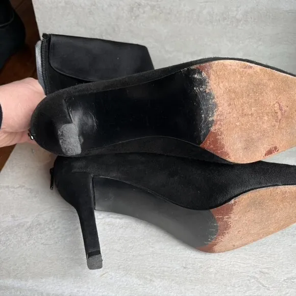 Stuart Weitzman Black Stretchy Heeled Ankle Boots Suede Size 10 Back Zip