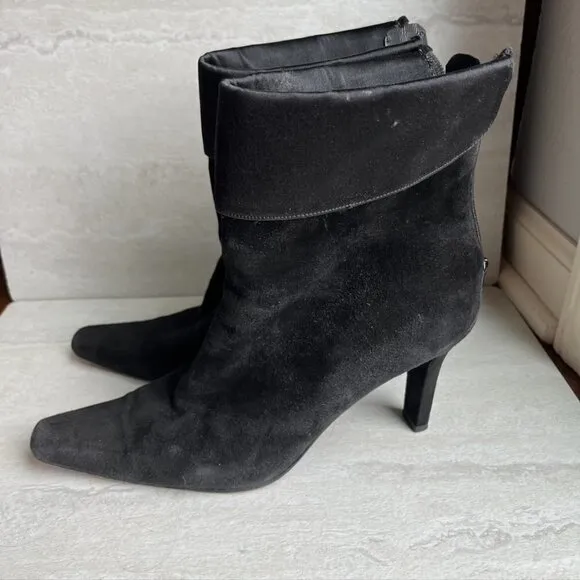 Stuart Weitzman Black Stretchy Heeled Ankle Boots Suede Size 10 Back Zip